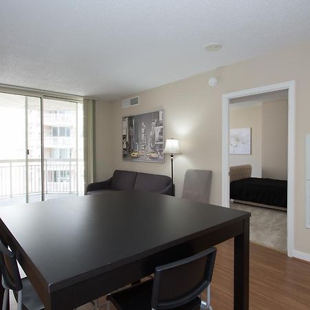 Pentagon City Luxury Apartment Арлингтон Экстерьер фото