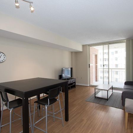 Pentagon City Luxury Apartment Арлингтон Экстерьер фото
